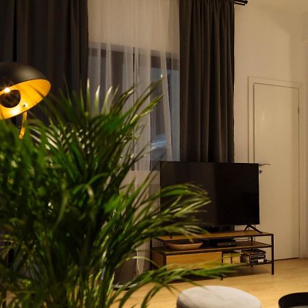 Bright 3Br Flat - Top Location - Green View Balcony Bükreş Dış mekan fotoğraf